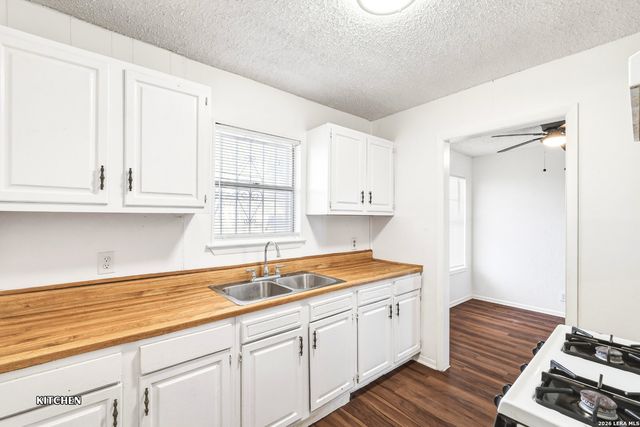 3942 Spear, San Antonio, TX 78237