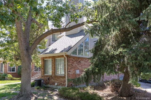 13833 E Lehigh Avenue D, Aurora, CO 80014