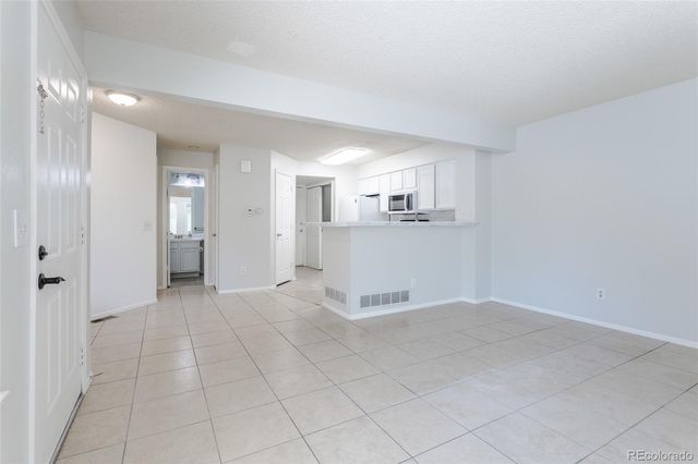 13833 E Lehigh Avenue D, Aurora, CO 80014