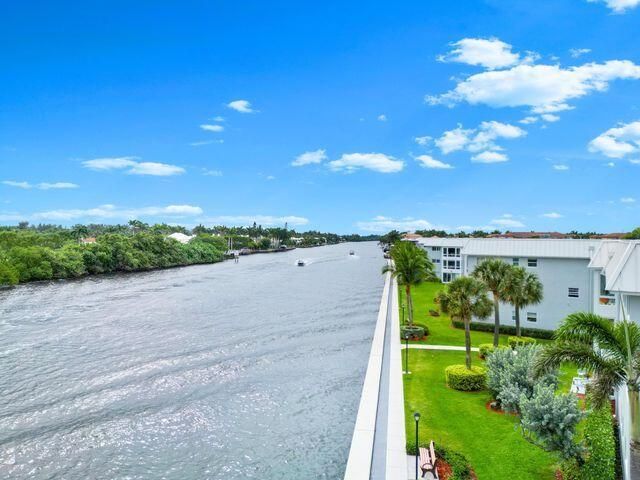 22 Colonial Club Drive 103, Boynton Beach, FL 33435