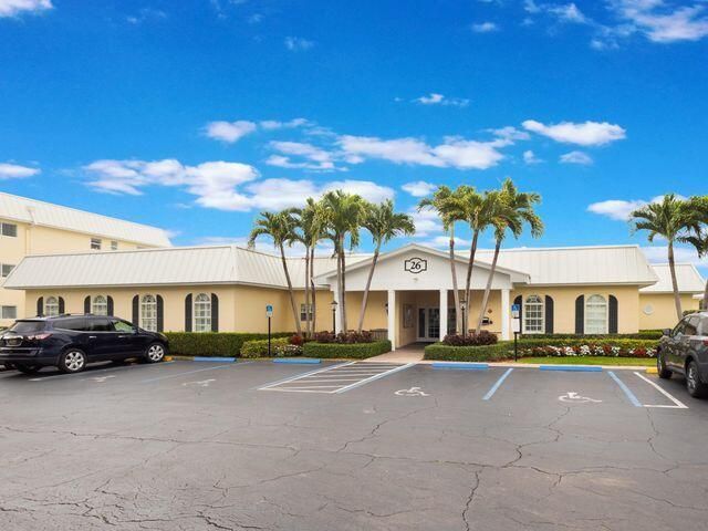 22 Colonial Club Drive 103, Boynton Beach, FL 33435