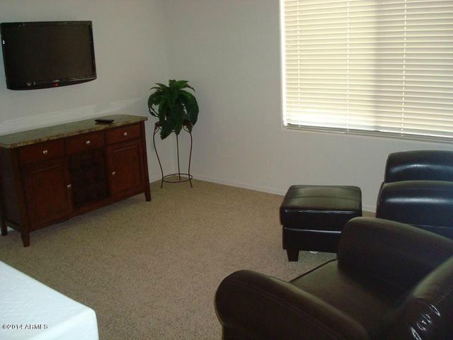 705 W QUEEN CREEK Road 2194, Chandler, AZ 85248