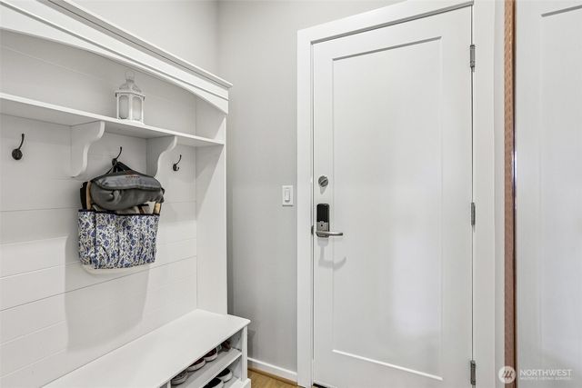 24 151st Street SW, Lynnwood, WA 98087