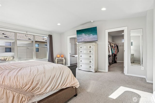 24 151st Street SW, Lynnwood, WA 98087