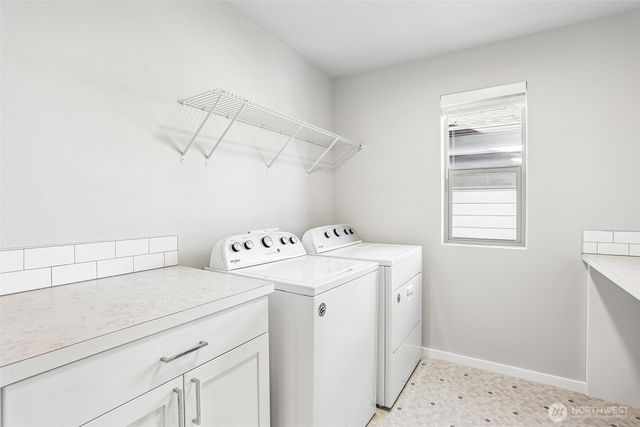 24 151st Street SW, Lynnwood, WA 98087