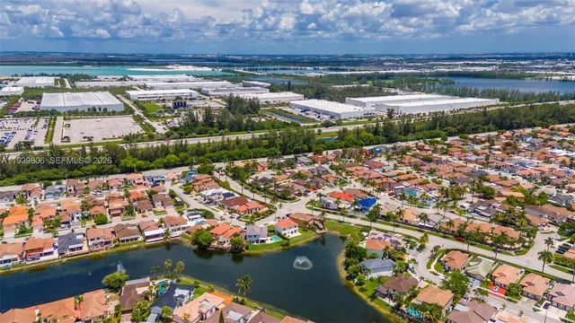 945 NW 132nd Ave W, Miami, FL 33182