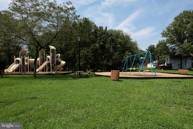 1928 TILGHMAN DR, Crofton, MD 21114