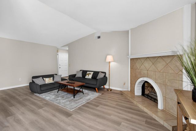 7064 Canevalley Cir, Citrus Heights, CA 95621