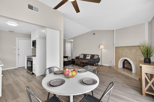 7064 Canevalley Cir, Citrus Heights, CA 95621