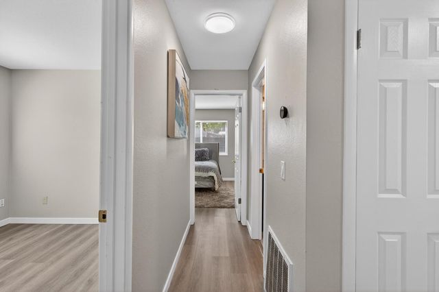 7064 Canevalley Cir, Citrus Heights, CA 95621