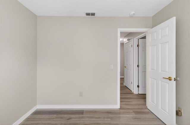 7064 Canevalley Cir, Citrus Heights, CA 95621