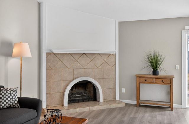 7064 Canevalley Cir, Citrus Heights, CA 95621