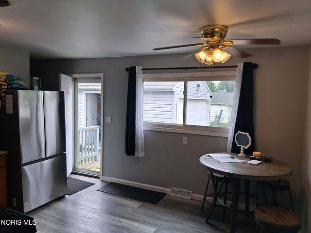 1802 Newport Avenue, Toledo, OH 43613