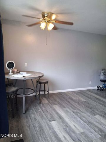 1802 Newport Avenue, Toledo, OH 43613