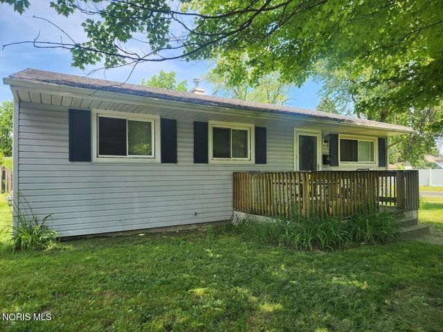 1802 Newport Avenue, Toledo, OH 43613