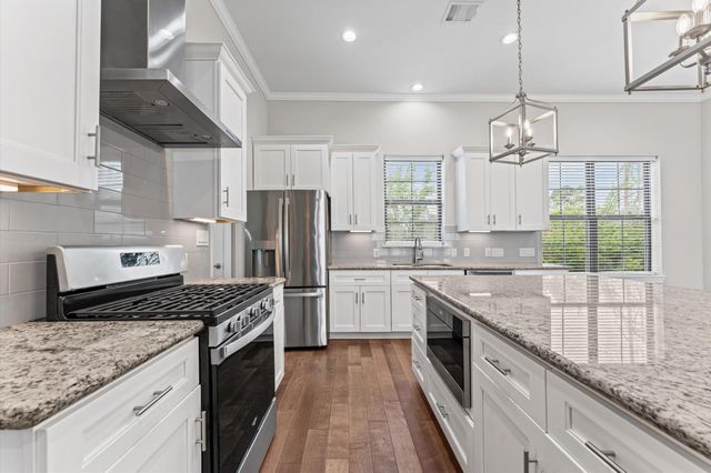 3339 Beverly Forest Drive, Houston, TX 77057