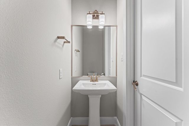 3339 Beverly Forest Drive, Houston, TX 77057