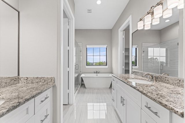 3339 Beverly Forest Drive, Houston, TX 77057