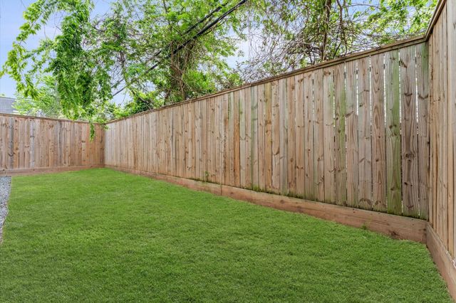 3339 Beverly Forest Drive, Houston, TX 77057