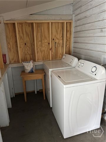 1875 S Lumpkin Street, Athens, GA 30606