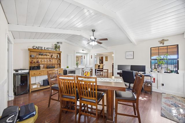 13116 Amanda Court, Bakersfield, CA 93314