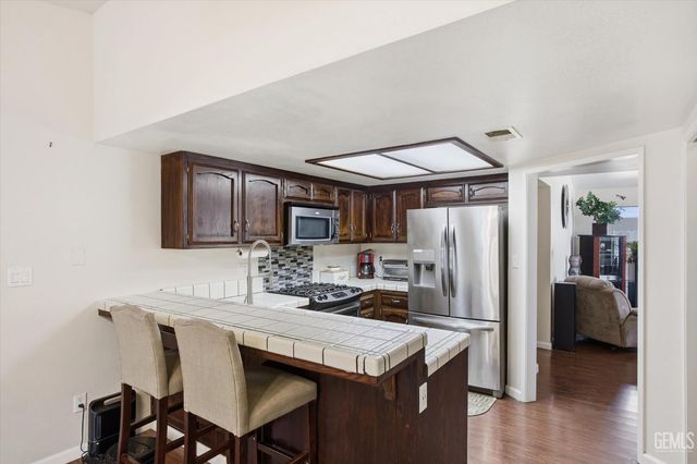 13116 Amanda Court, Bakersfield, CA 93314