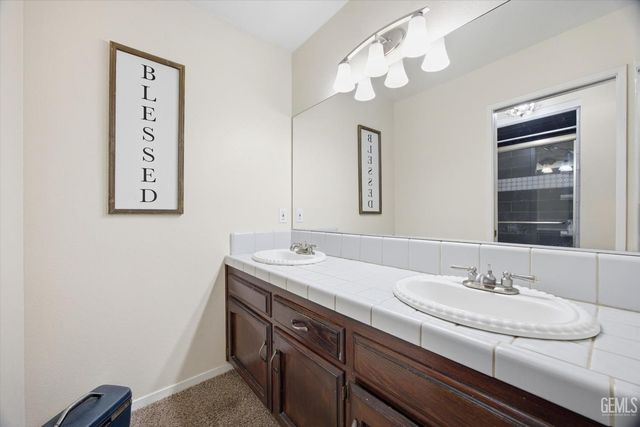 13116 Amanda Court, Bakersfield, CA 93314