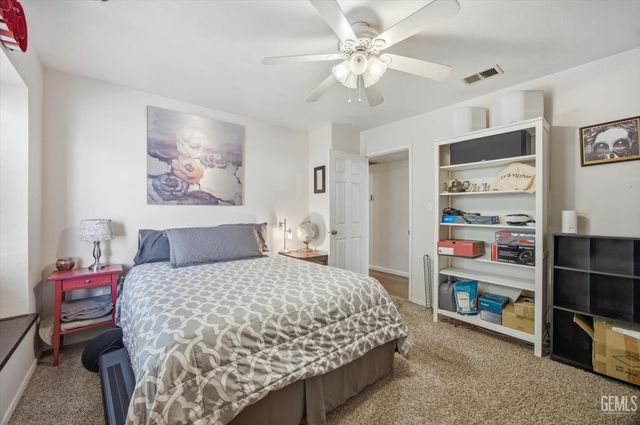 13116 Amanda Court, Bakersfield, CA 93314