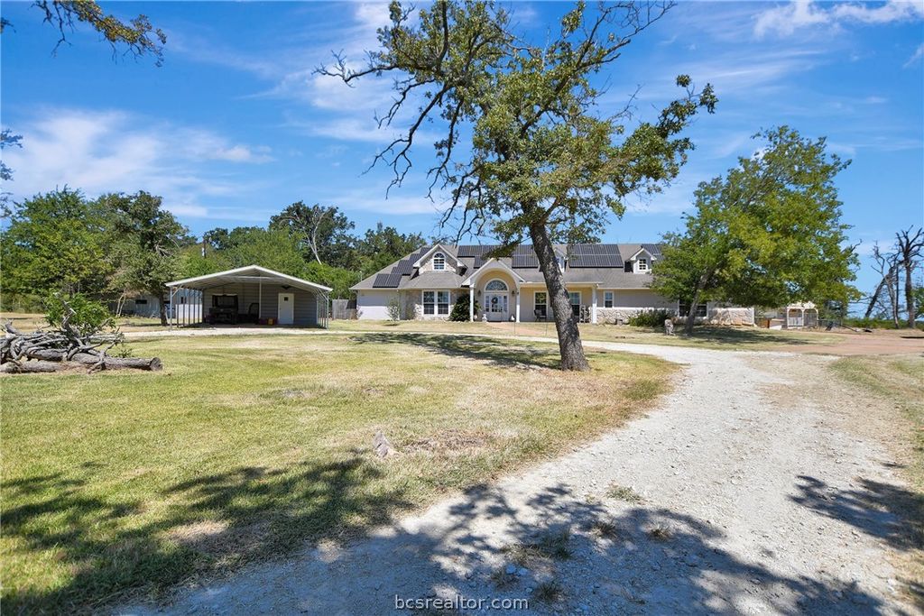 9596 Wallace Road, Midway, TX 75852 — photo 2