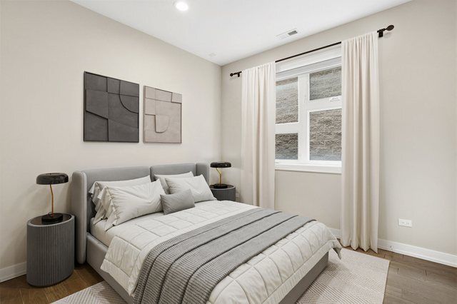 1448 W Erie Street 2, Chicago, IL 60642