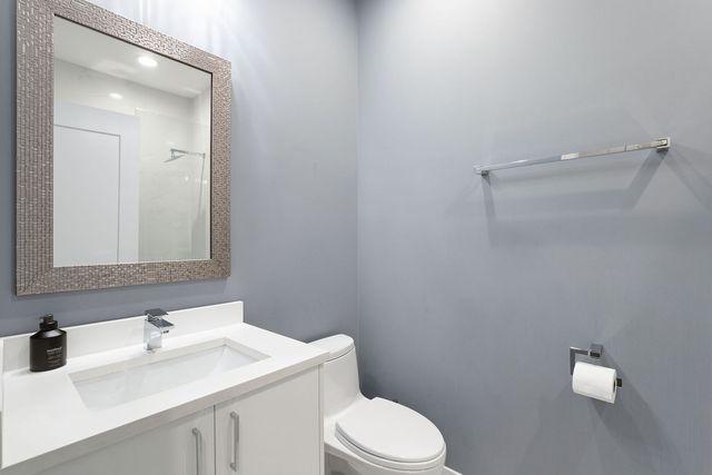 1448 W Erie Street 2, Chicago, IL 60642