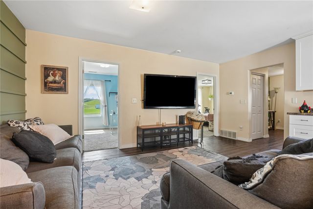 603 15th Street Northwest, Cedar Rapids, IA 52405