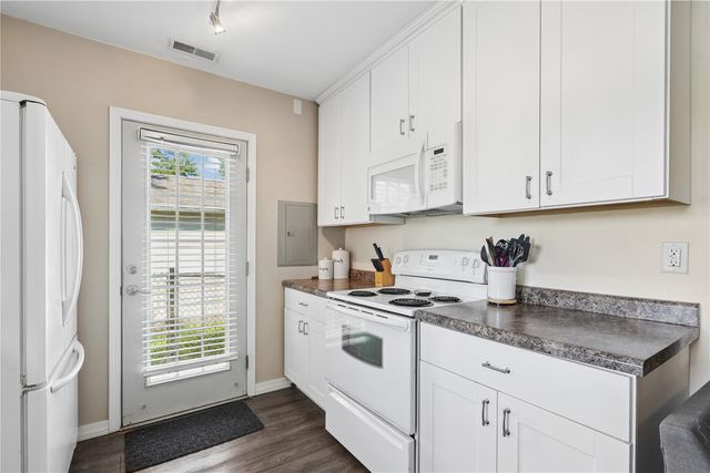 603 15th Street Northwest, Cedar Rapids, IA 52405