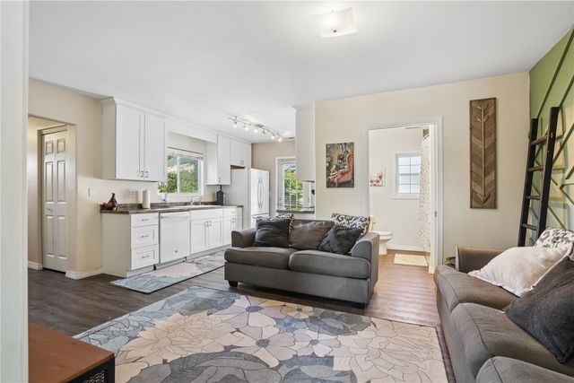 603 15th Street Northwest, Cedar Rapids, IA 52405