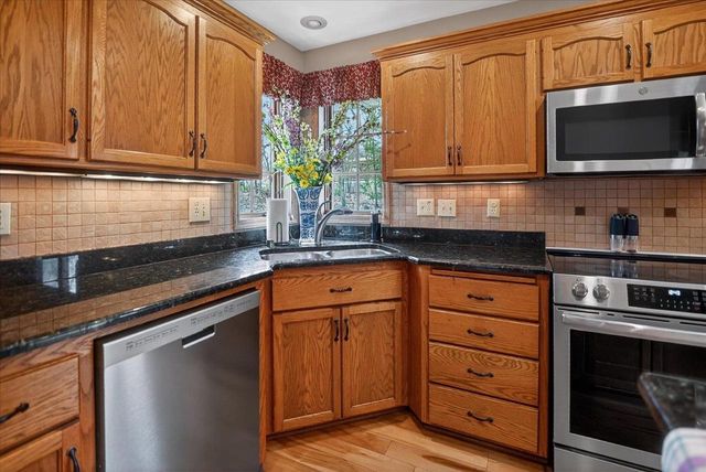 1253 Mockingbird Lane, Sun Prairie, WI 53590