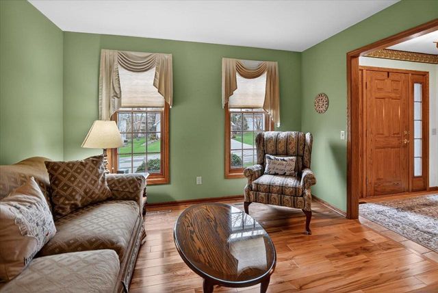 1253 Mockingbird Lane, Sun Prairie, WI 53590