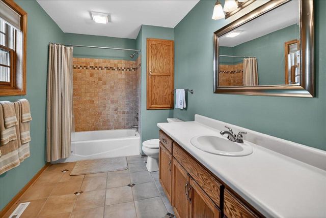 1253 Mockingbird Lane, Sun Prairie, WI 53590
