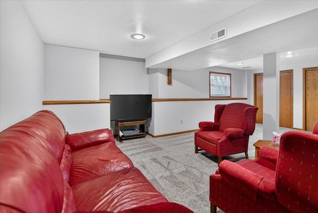 1253 Mockingbird Lane, Sun Prairie, WI 53590