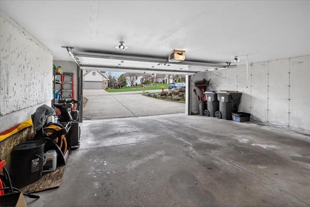 1253 Mockingbird Lane, Sun Prairie, WI 53590