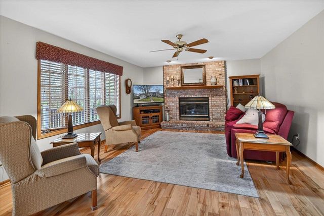 1253 Mockingbird Lane, Sun Prairie, WI 53590