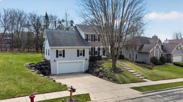 1253 Mockingbird Lane, Sun Prairie, WI 53590