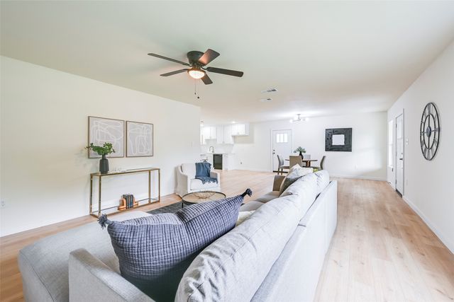 3027 Jerome Street, Dallas, TX 75223