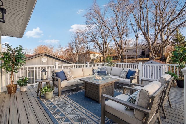 316 Bedford Road, Bolingbrook, IL 60440