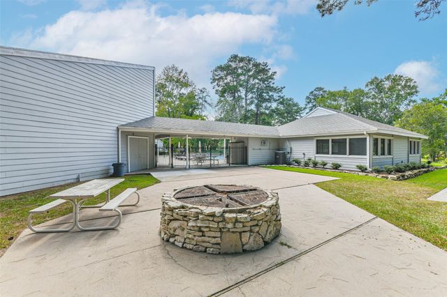 14 & 10 Victoria Court, Coldspring, TX 77331