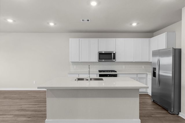 3544 Atlas Point Lane, Angleton, TX 77515