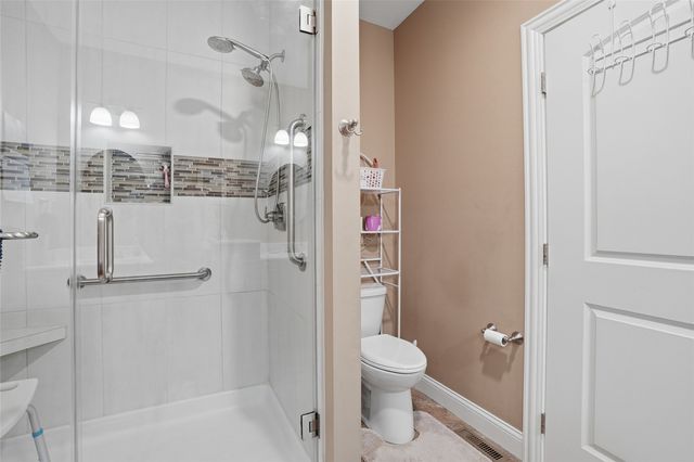 340 Cemar Court, Marion, IA 52302