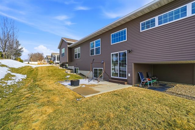 340 Cemar Court, Marion, IA 52302