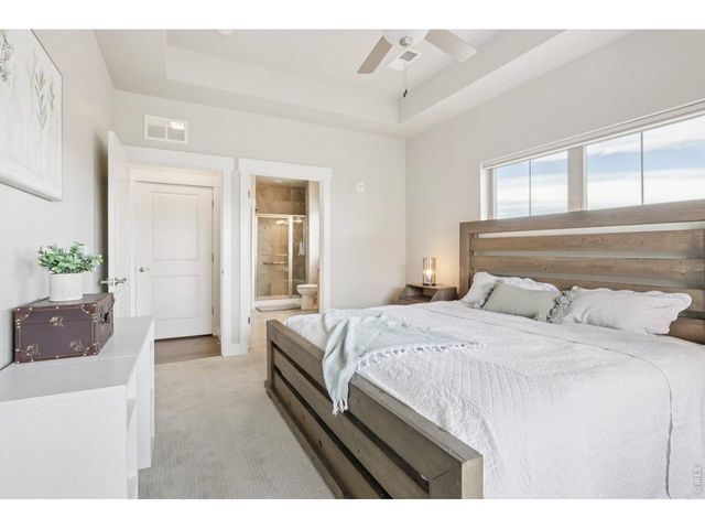 4612 Hahns Peak Dr 302, Loveland, CO 80538