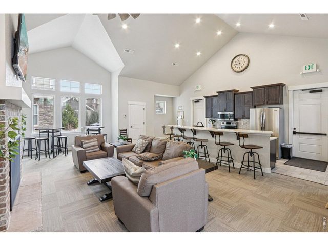 4612 Hahns Peak Dr 302, Loveland, CO 80538