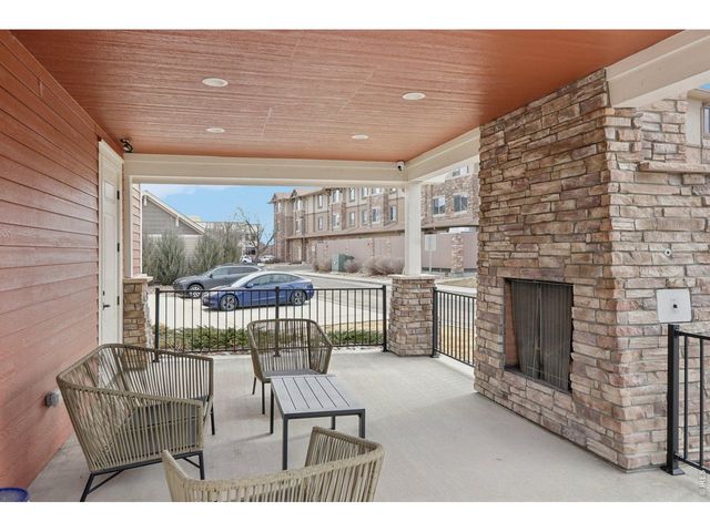 4612 Hahns Peak Dr 302, Loveland, CO 80538